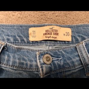 Hollister Jean shorts!!